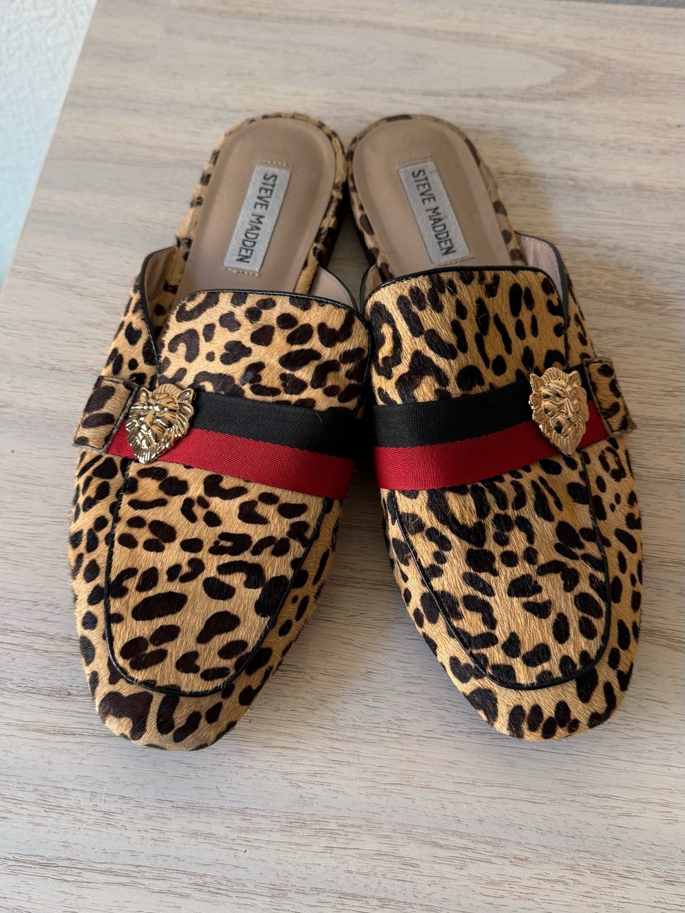 Steve Madden Leopard Print Slip-On Mules with Red & Black Band Women's 10